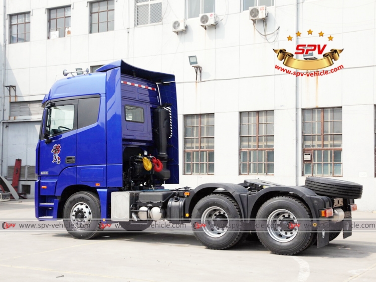 6X4 Road Tractor FOTON - LB